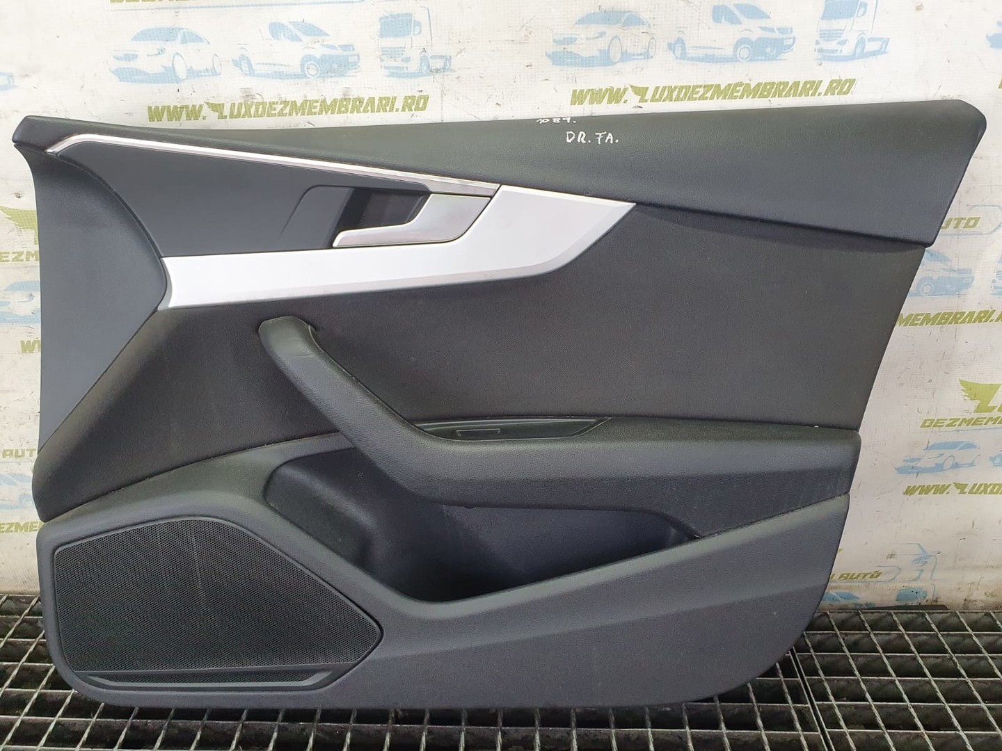 Fata usa dreapta fata Audi A4 B9 (2015 - 2020)