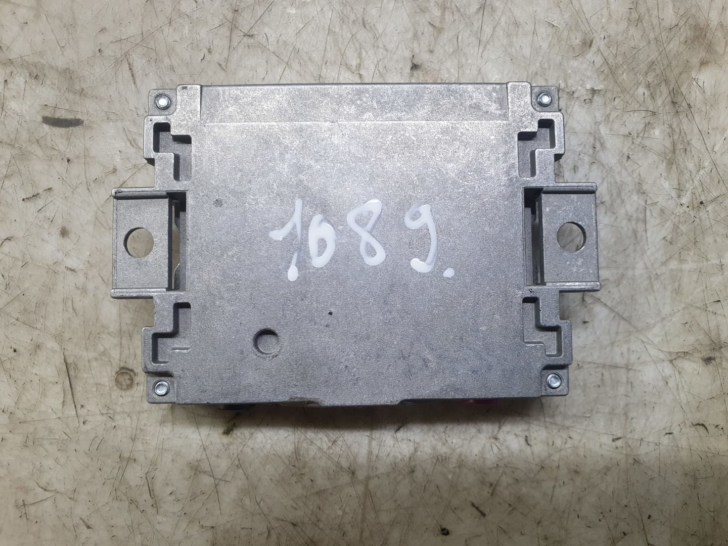 Amplificator antena 4n0035456 Audi A4 B9 (2015 - 2020)