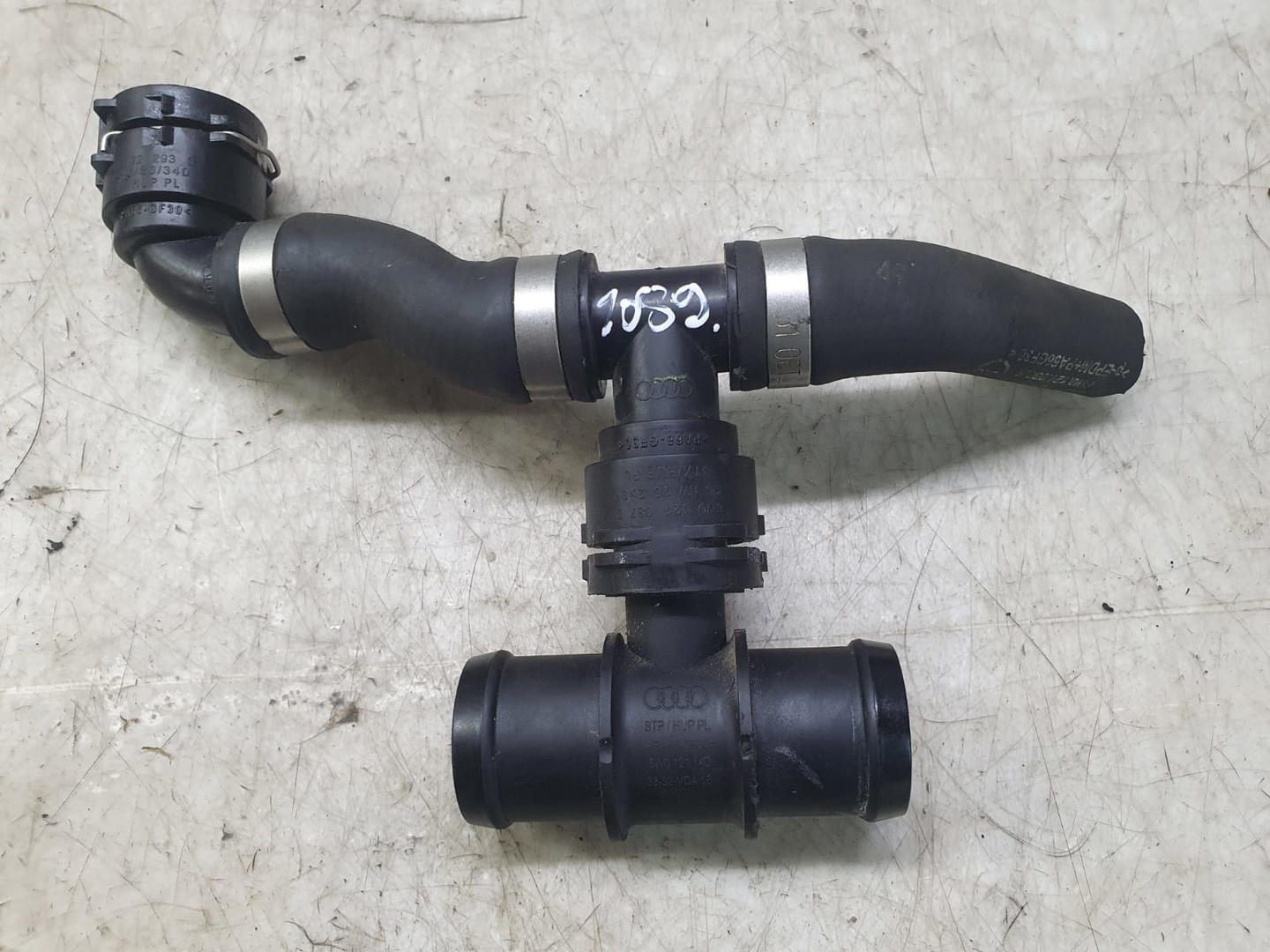 Furtun apa 8w0121140 Audi A4 B9 (2015 - 2020)
