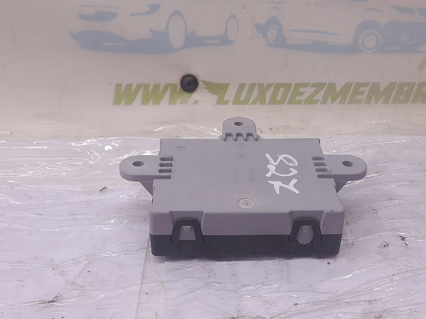 Modul confort usa fata dreapta 14B533af Ford Fiesta 6 (facelift) (2013 - 2020)