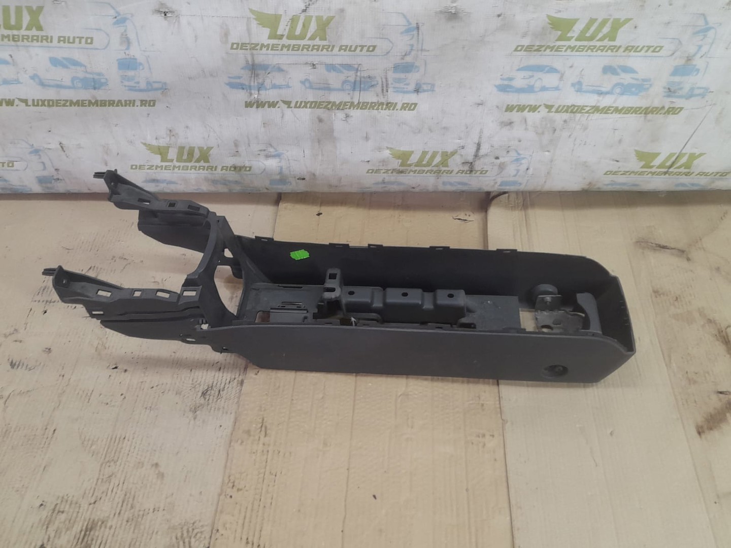 Consola centrala 0526-1007926-0102 Ford Fiesta 6 (facelift) (2013 - 2020)
