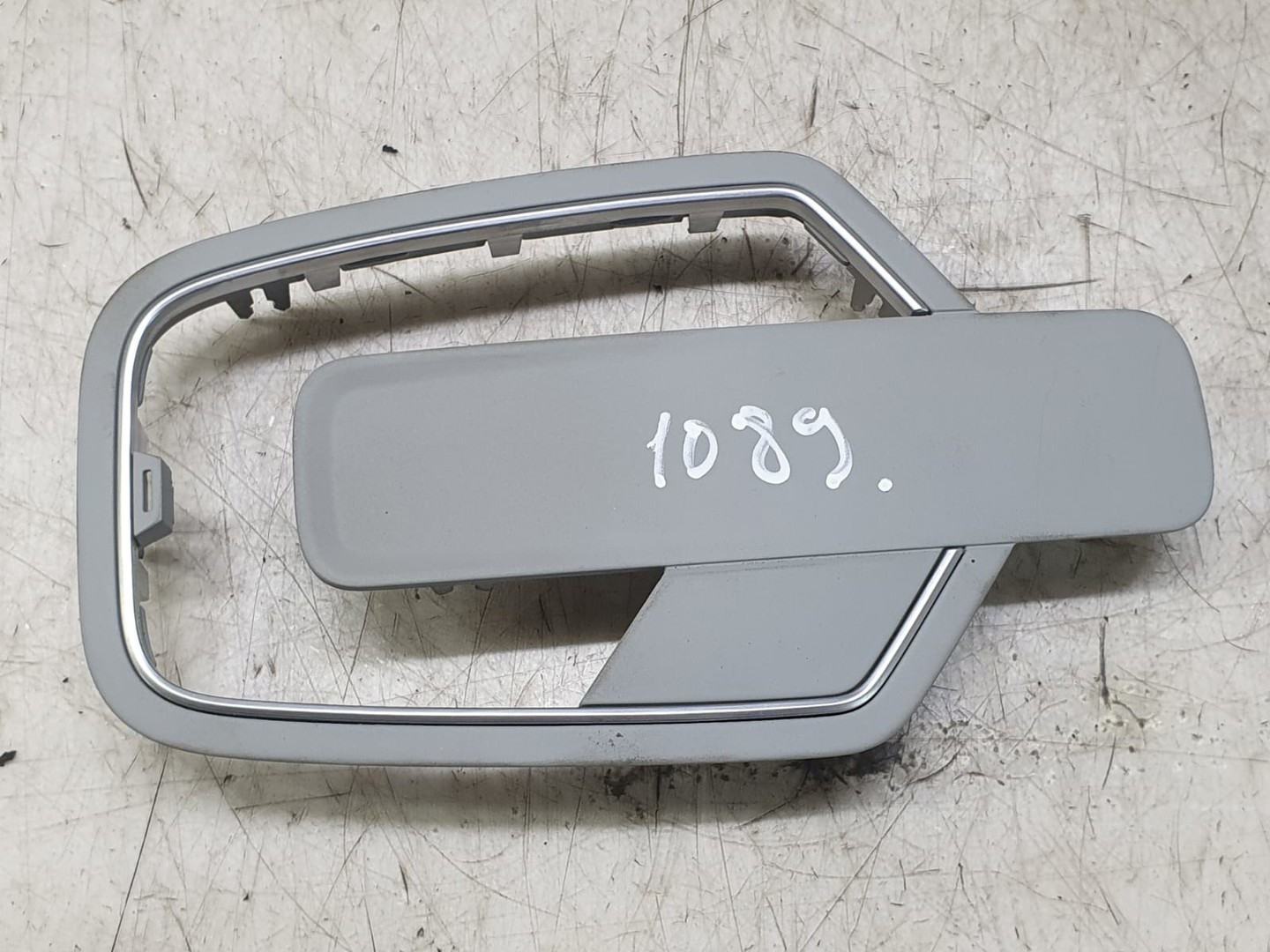 Ornament interior Audi A4 B9 (2015 - 2020)