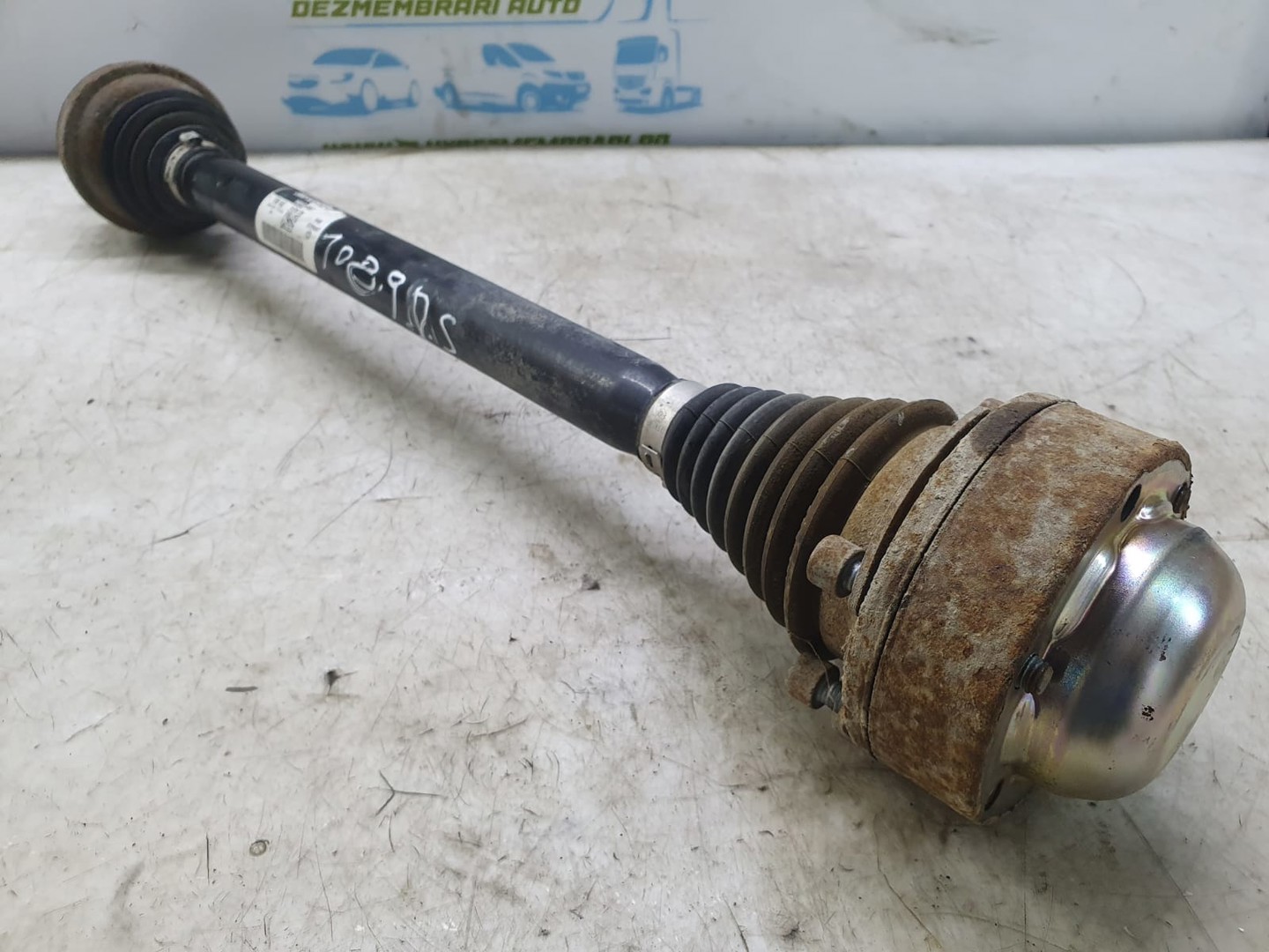 Planetara dreapta spate 8w0501203d Audi A4 B9 (2015 - 2020)