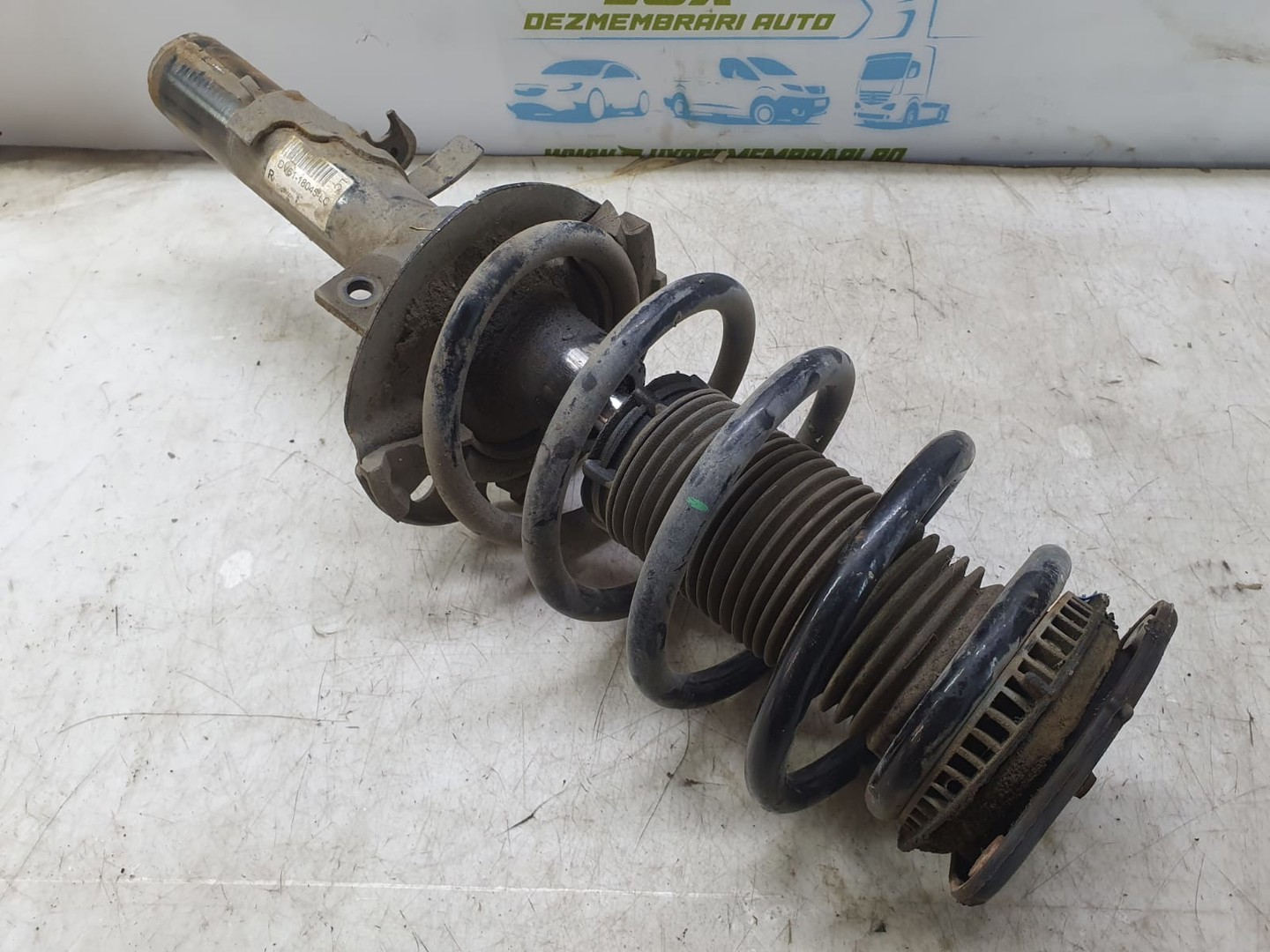 Amortizor cu arc dreapta fata Dv61-18045-Lc Ford Tourneo Connect 2 (2013 - 2020)