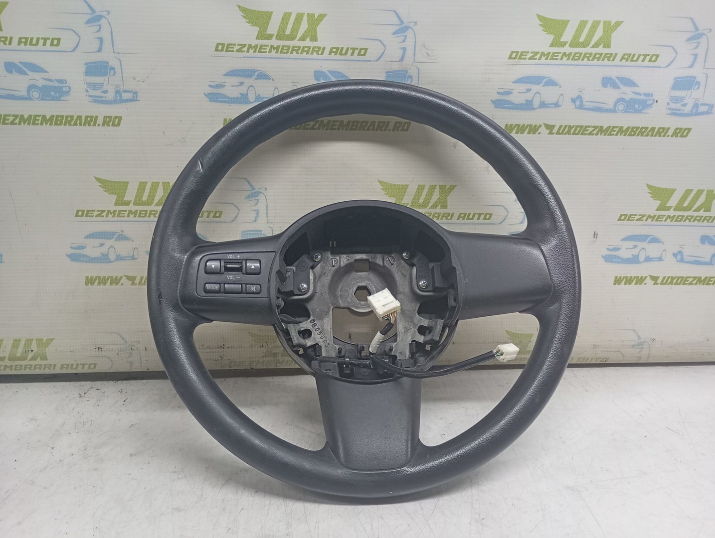 Volan in 3 spite cu comenzi k0273 Mazda 2 DE (2007 - 2010)