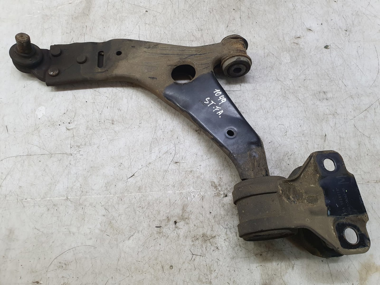 Brat suspensie stanga fata dv61-3a262-ab Ford Tourneo Connect 2 (2013 - 2020)