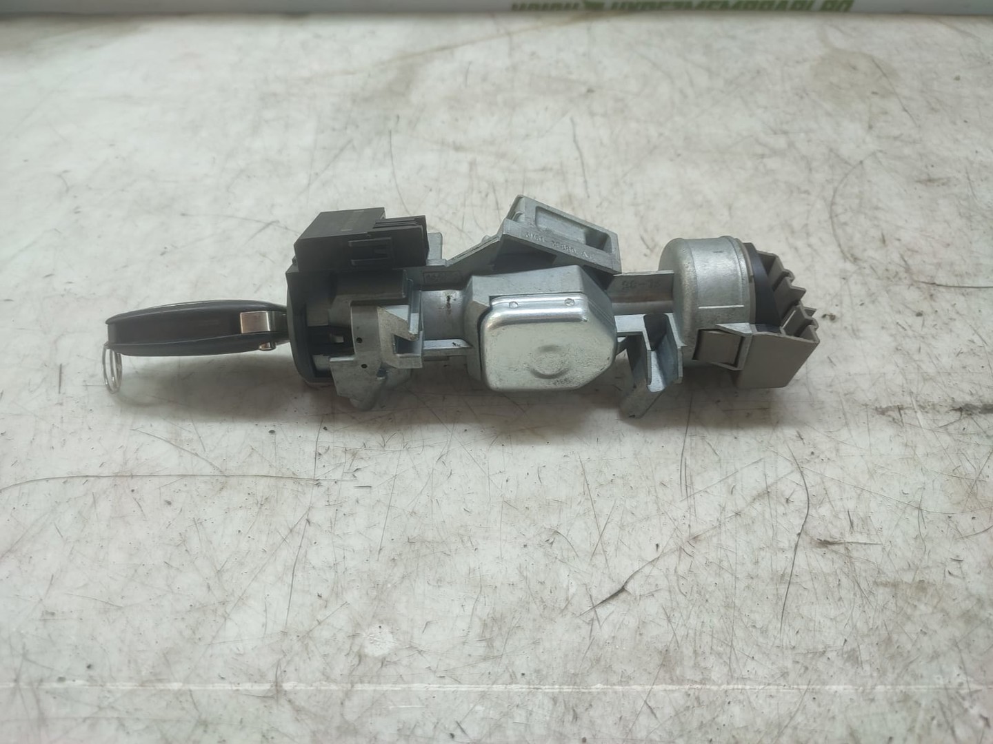 Contact cu cheie 3m51-3f880-ae Ford Tourneo Connect 2 (2013 - 2020)