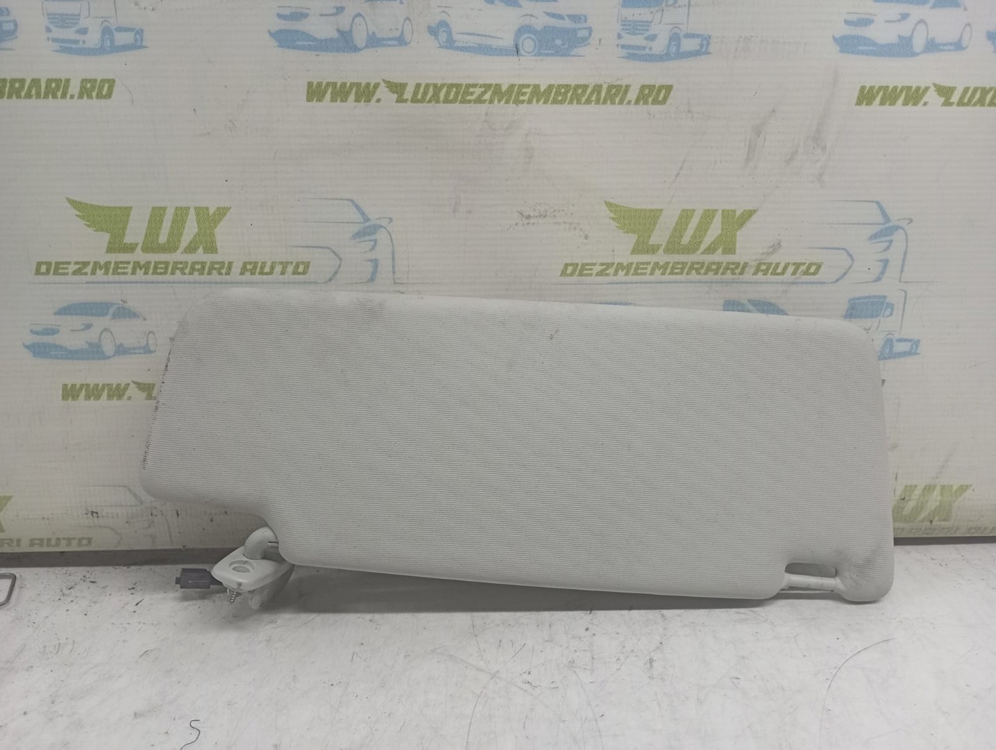 Parasolar stanga 1T0857551 Volkswagen Touran 1 (2003 - 2006)