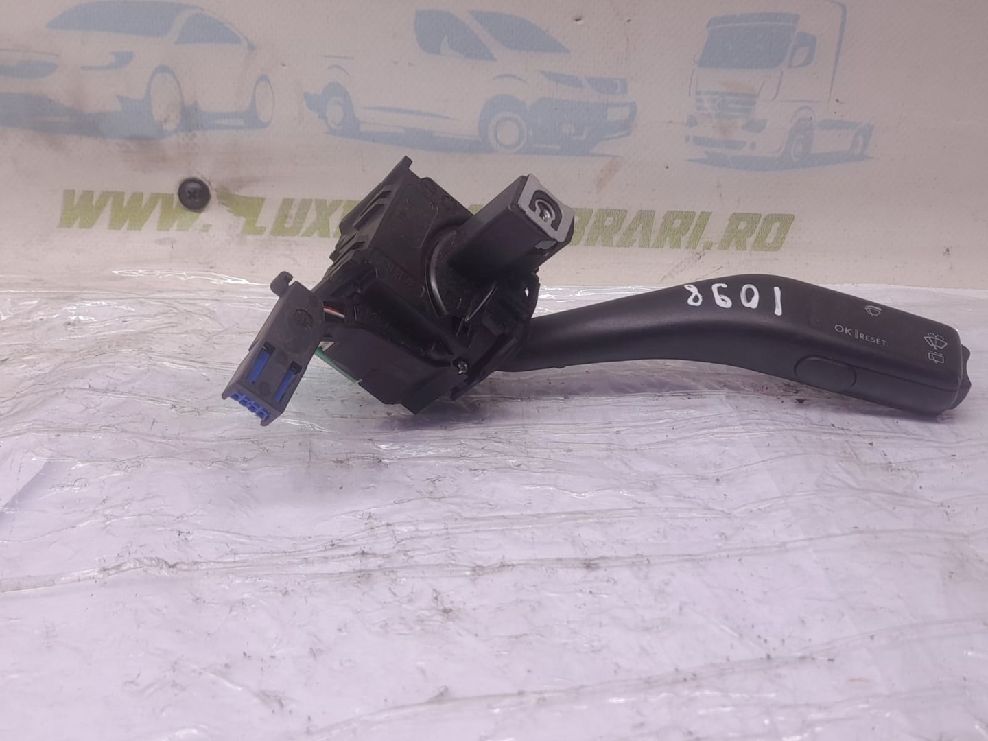 Maneta stergatoare 1k0953519 Volkswagen Golf 5 (2003 - 2009)