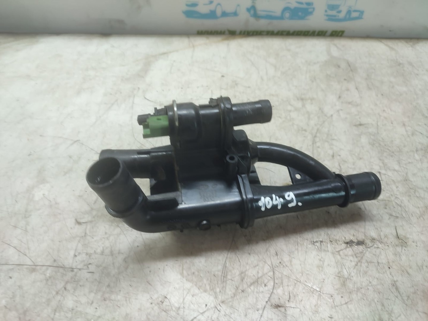 Carcasa termostat av61-9a675-ad Ford Tourneo Connect 2 (2013 - 2020)