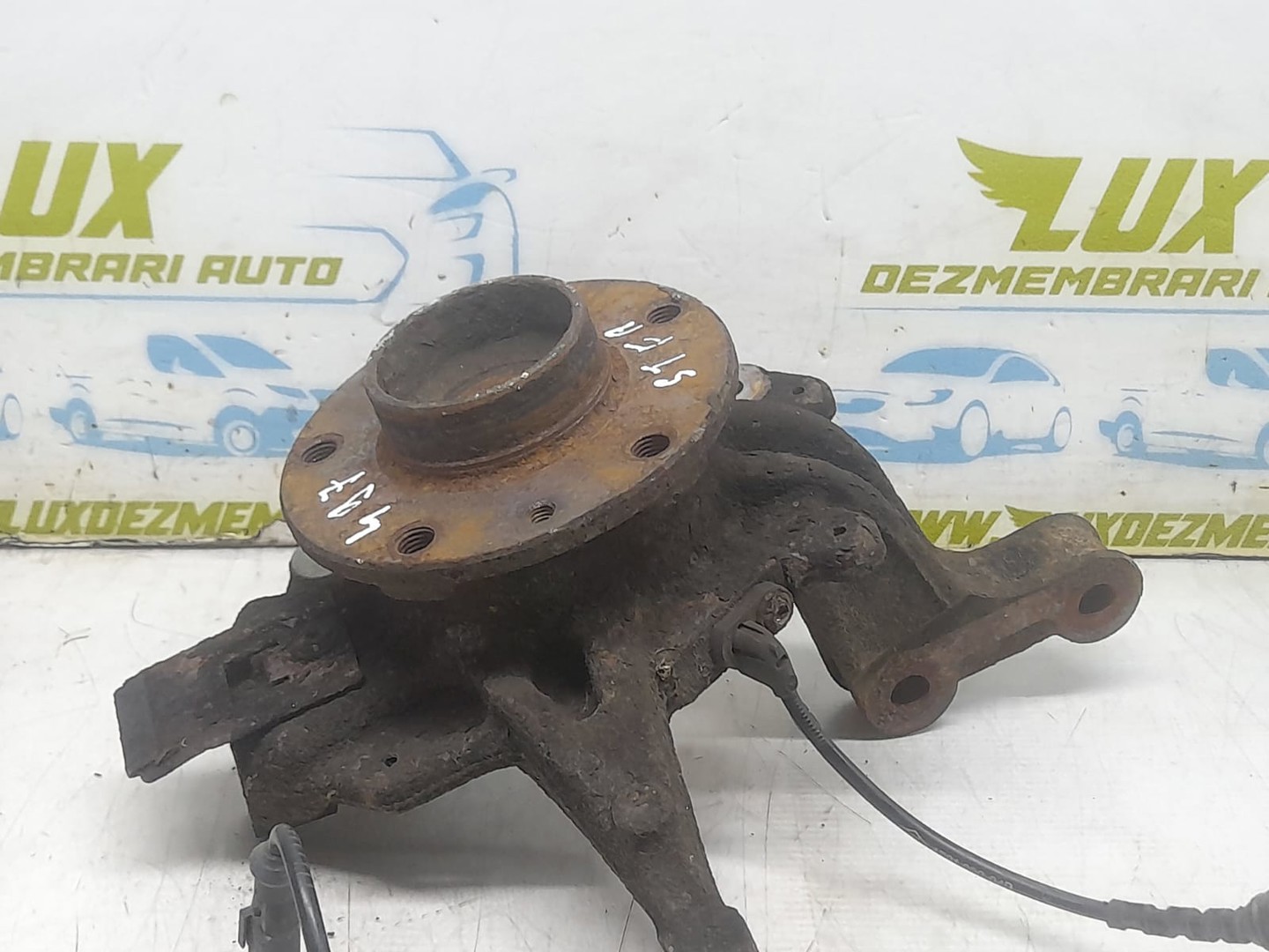 Fuzeta stanga fata Renault Megane 3 (2008 - 2014)