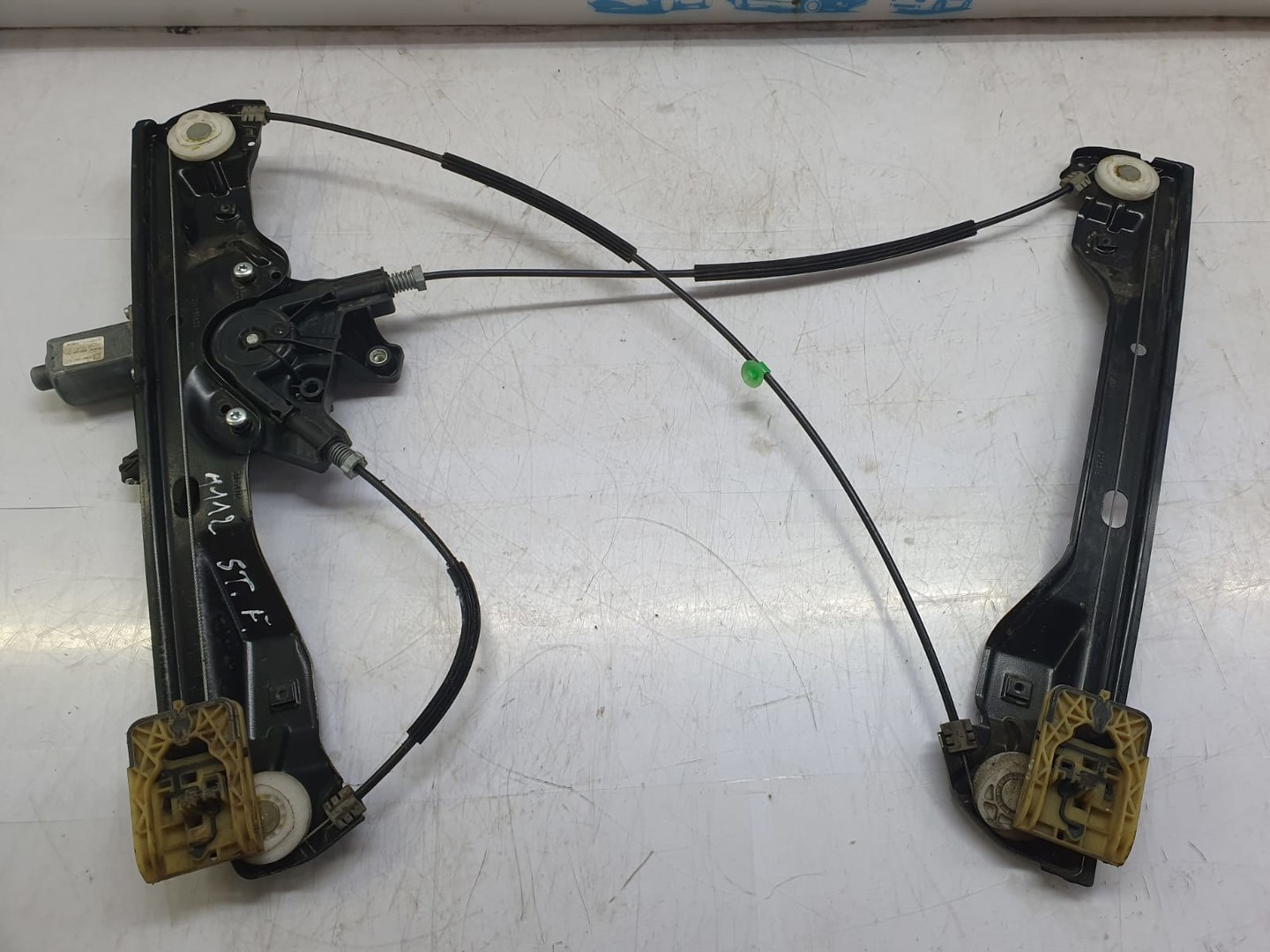 Macara geam stanga fata 20951581Lh Opel Adam 1 (2012 - 2020)
