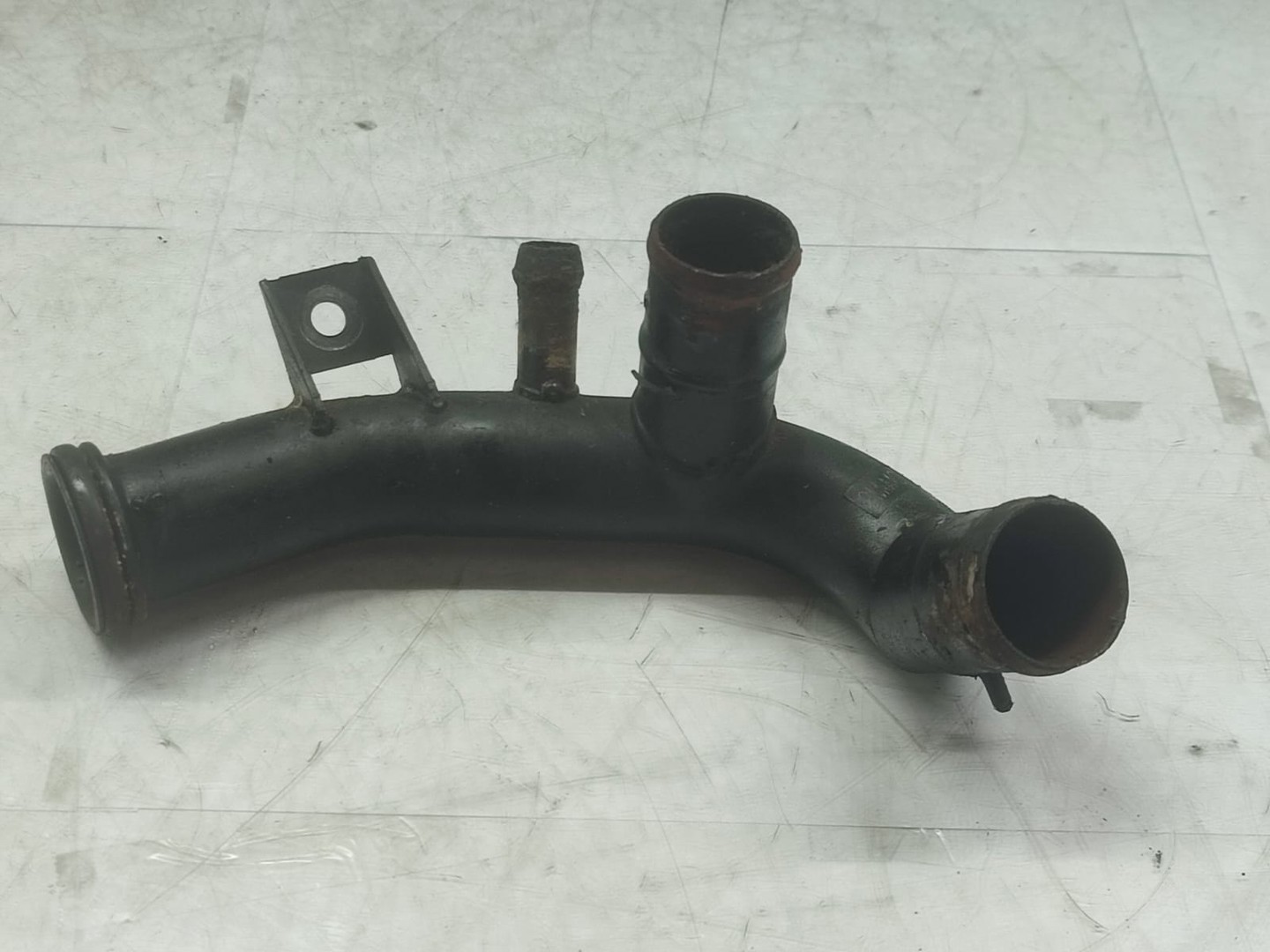 Furtun apa Kia Sportage 2 (2004 - 2008)