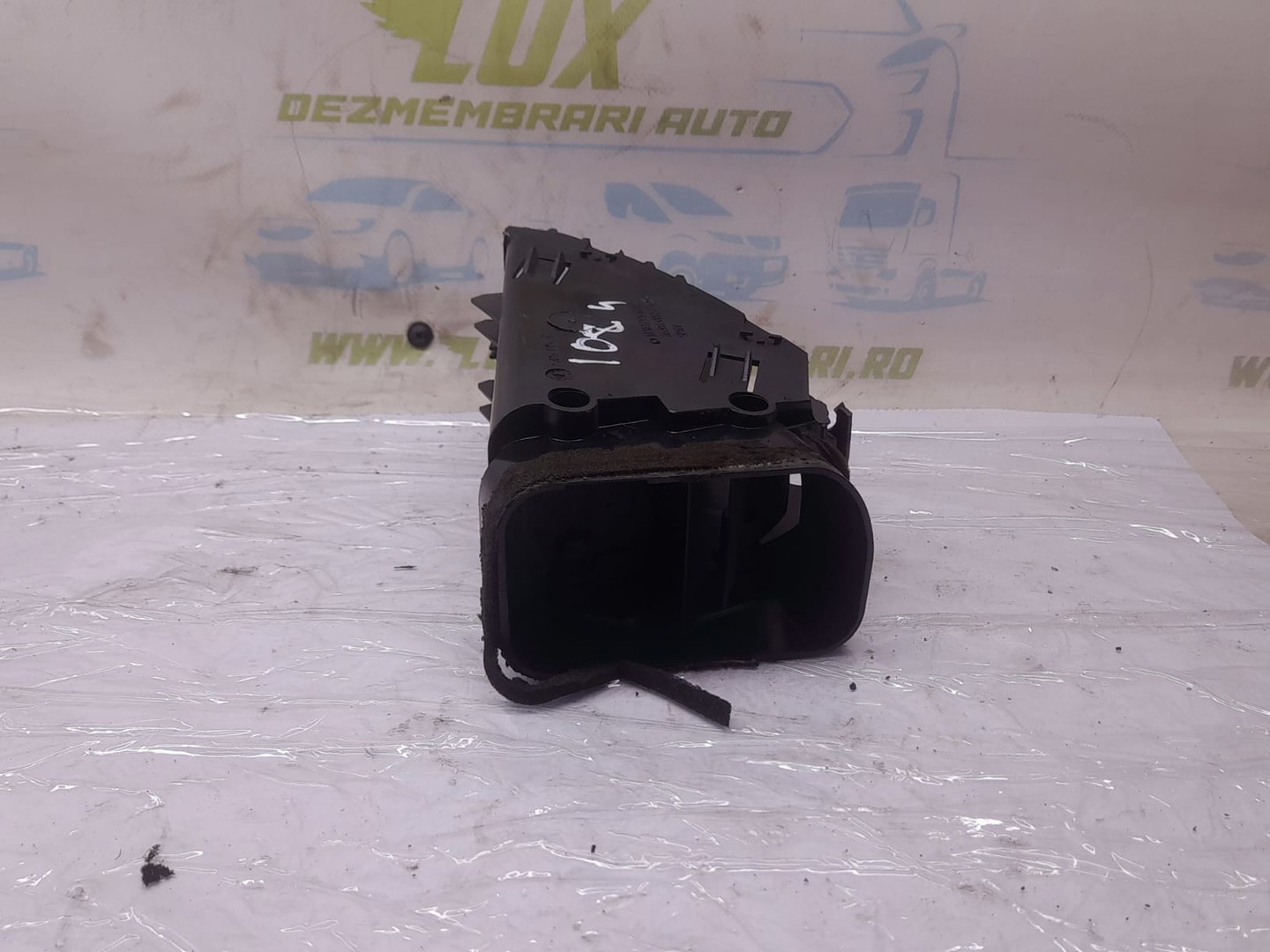 Grila ventilatie bord A6398300254 Mercedes Benz Vito W639 (2003 - 2010)