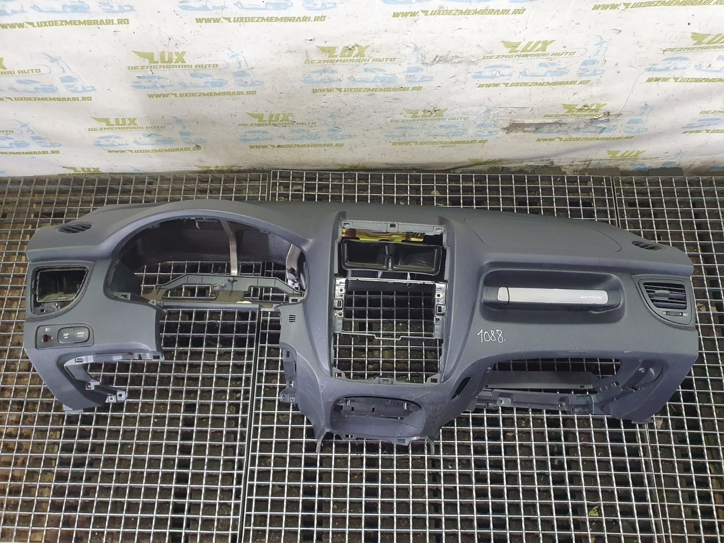 Plansa bord Kia Sportage 2 (2004 - 2008)