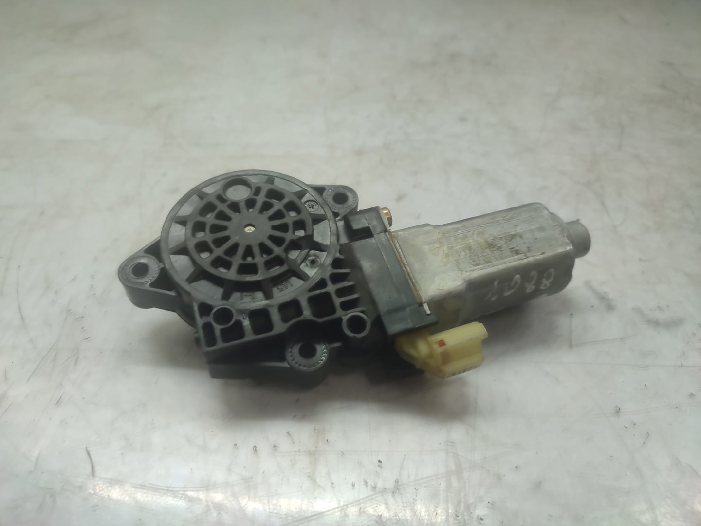 Motoras geam stanga spate Kia Sportage 2 (2004 - 2008)