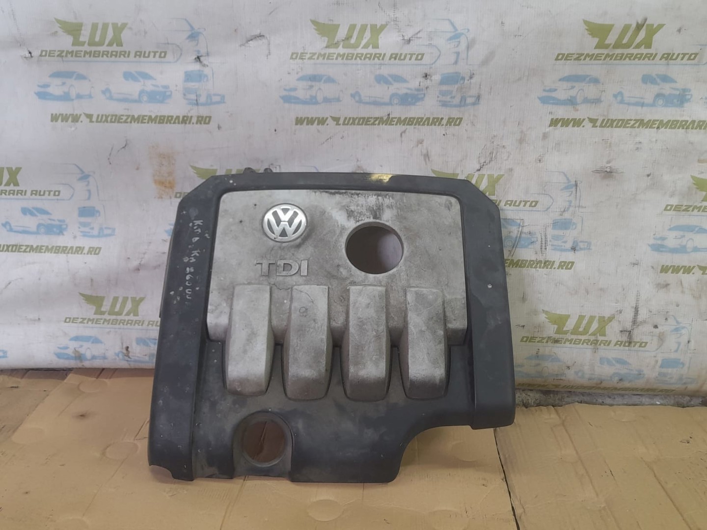 Capac protectie motor 03g103925 Volkswagen Golf 5 (2003 - 2009)