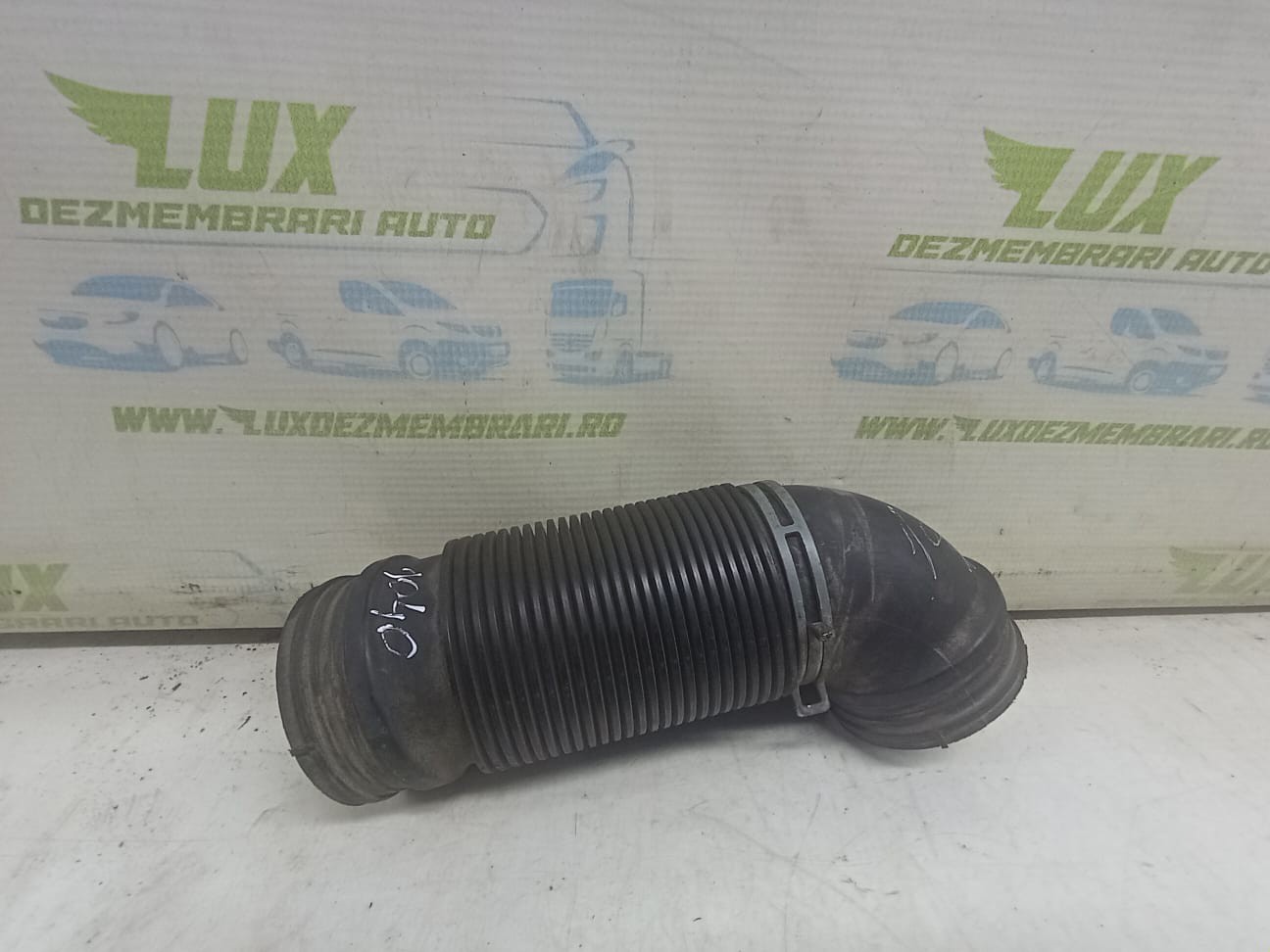 Tub admisie 1k0129684b Volkswagen Golf 5 (2003 - 2009)