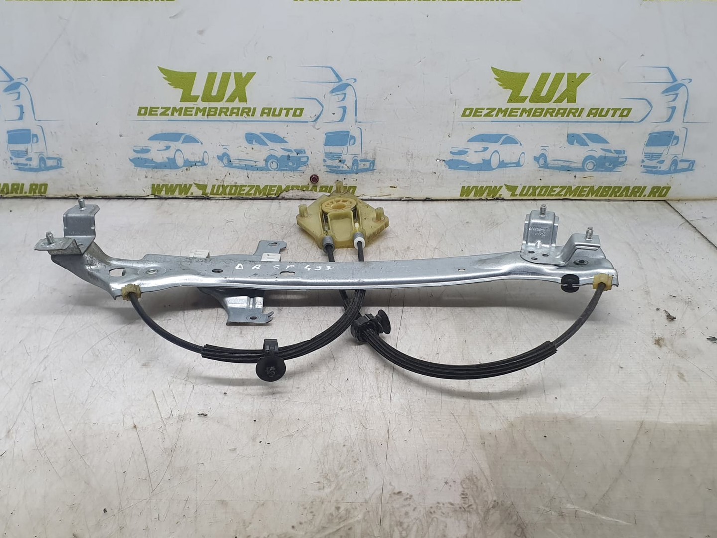 Macara geam dreapta spate 968719101D 1.9 dci Renault Megane 3 (2008 - 2014)