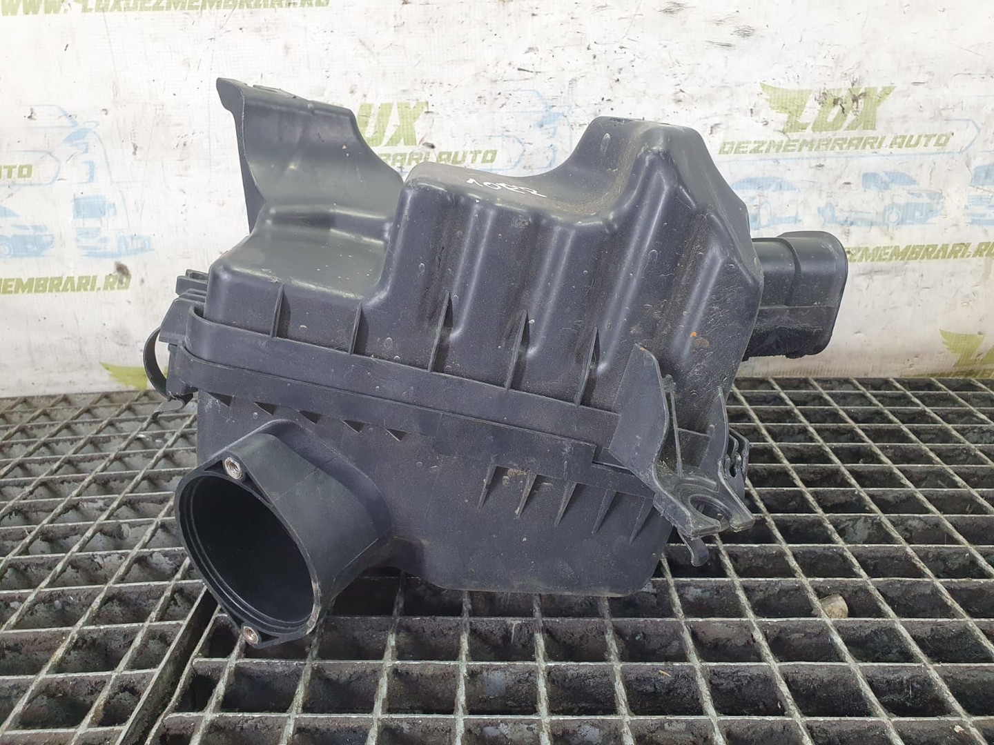 Carcasa filtru aer 28100-1f250 Kia Sportage 2 (2004 - 2008)