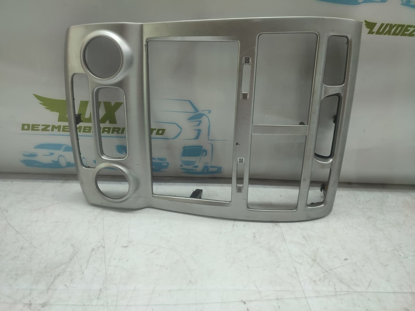 Ornament bord Kia Sportage 2 (2004 - 2008)