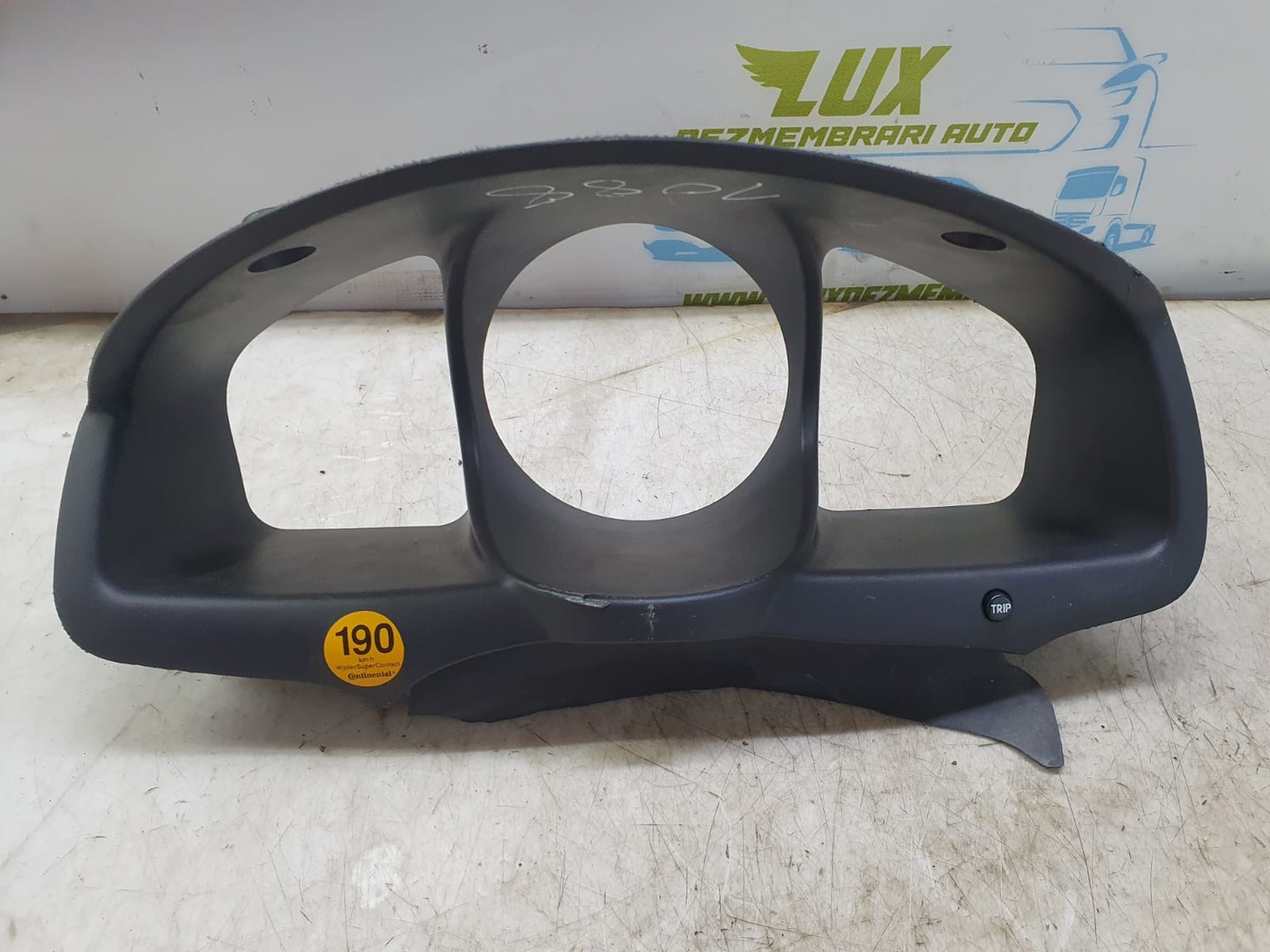 Ornament bord km84801a Kia Sportage 2 (2004 - 2008)