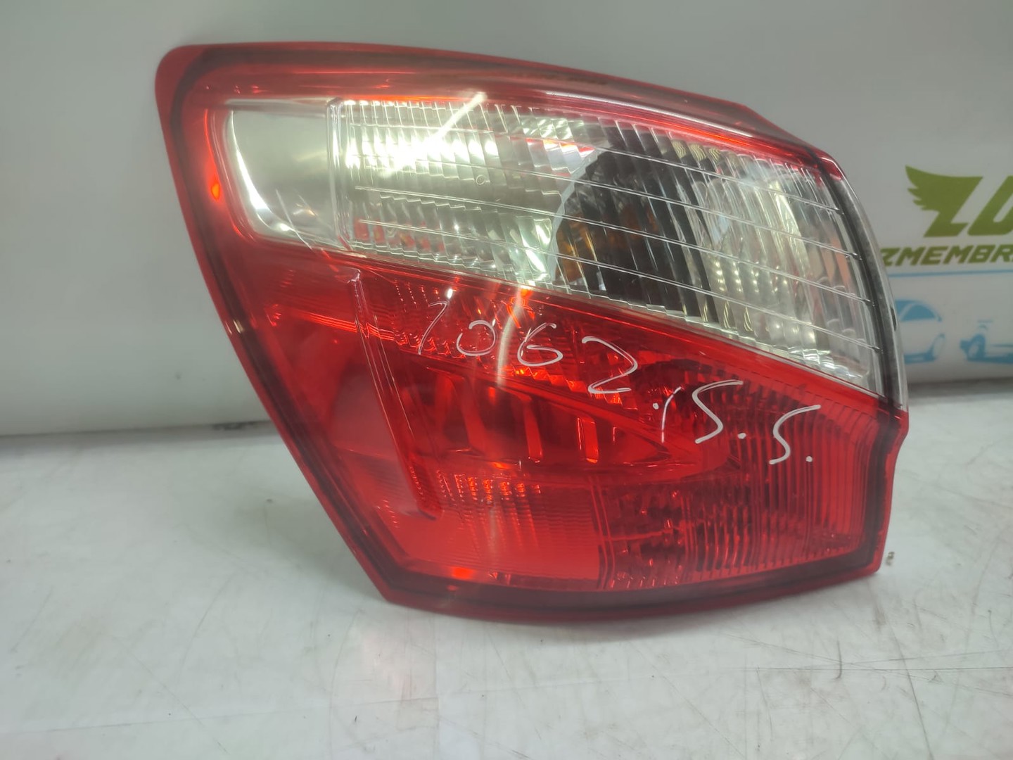 Stop stanga Nissan Qashqai 2 J11 (2013 - 2020)