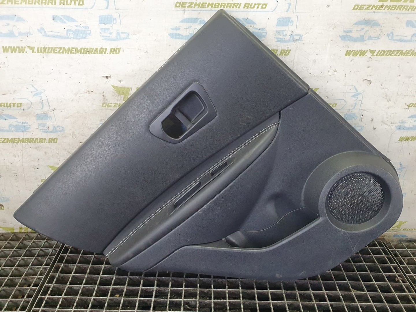 Fata usa stanga spate Nissan Qashqai 2 J11 (2013 - 2020)