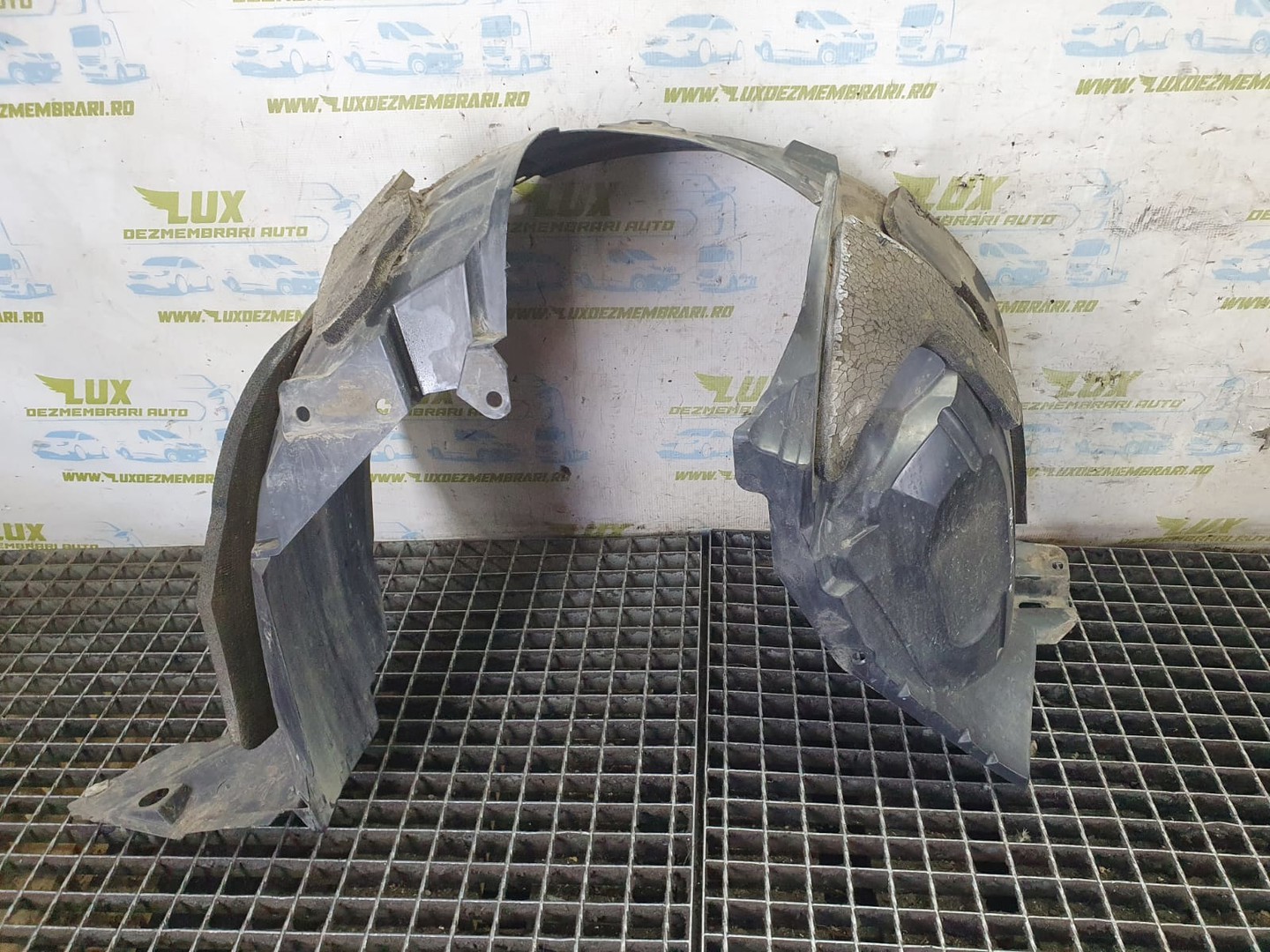 Carenaj roata fata dreapta Nissan Qashqai 2 J11 (2013 - 2020)