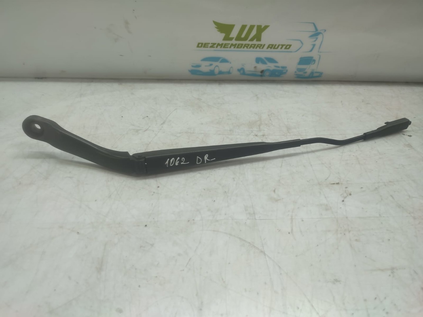 Brat stergator parbriz dreapta 80017587c Nissan Qashqai 2 J11 (2013 - 2020)