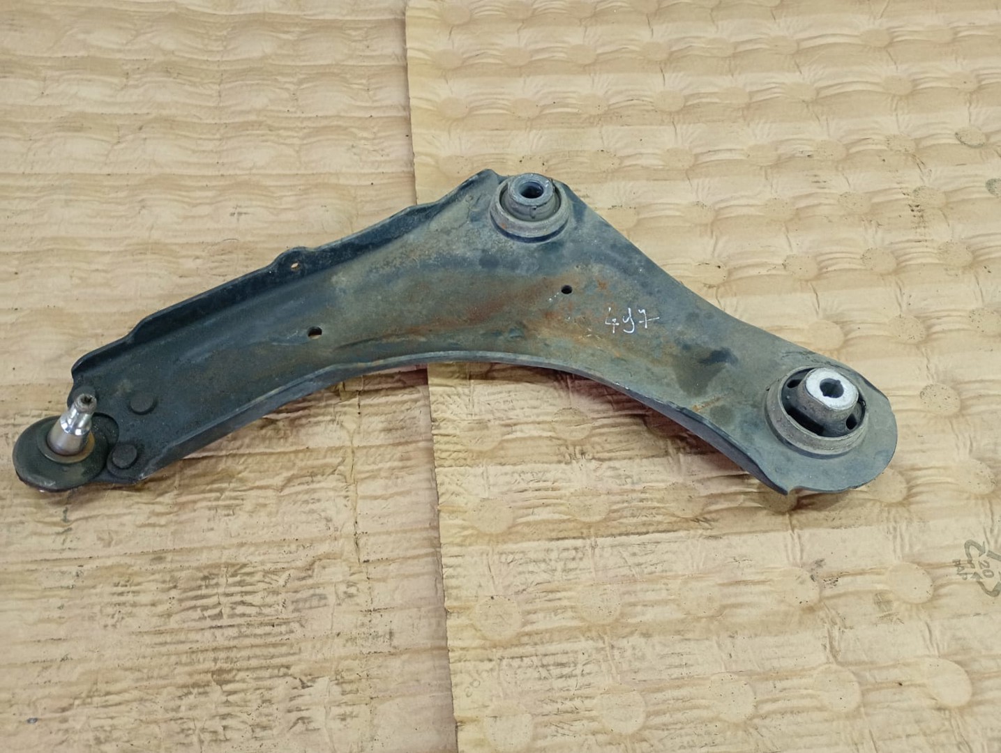 Brat suspensie stanga fata 1.9 dci Renault Megane 3 (2008 - 2014)