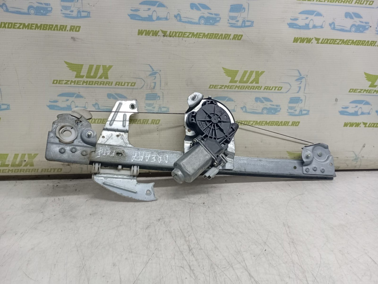 Macara geam dreapta fata 400842B Peugeot 107 1 generation (2005 - 2008)