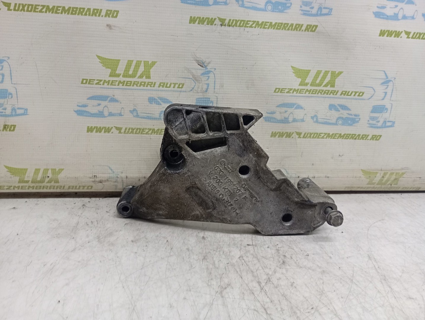 Suport motor 03G199207F Volkswagen Golf 5 (2003 - 2009)