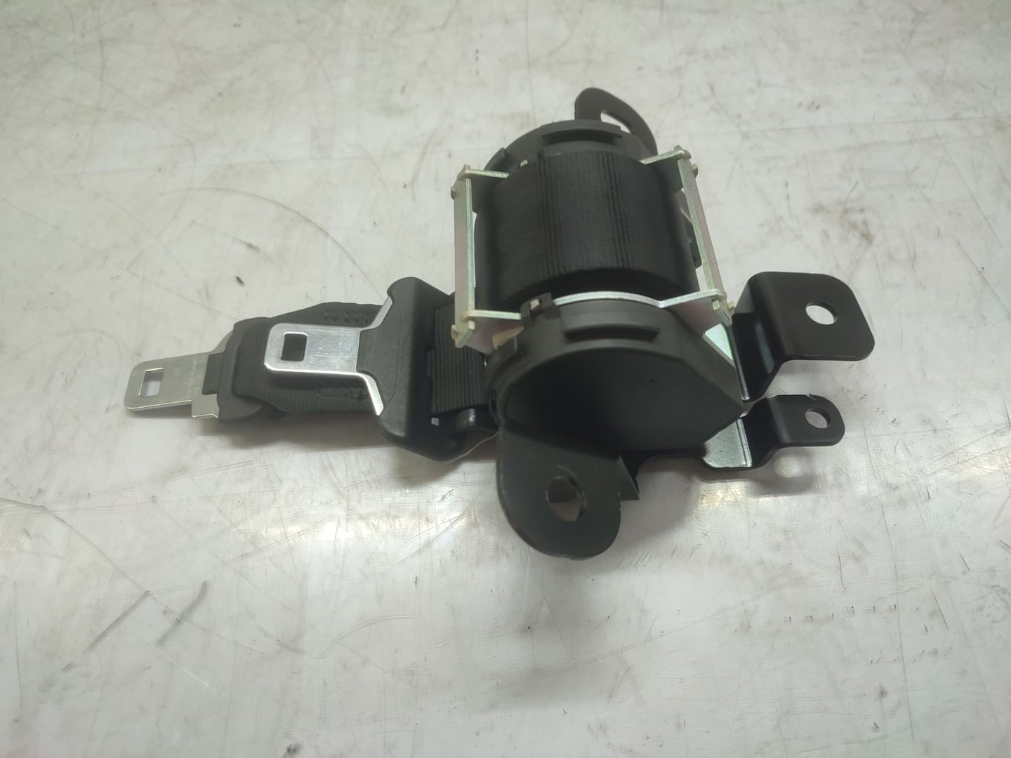 Centura siguranta mijloc 88854jd000 Nissan Qashqai 2 J11 (2013 - 2020)