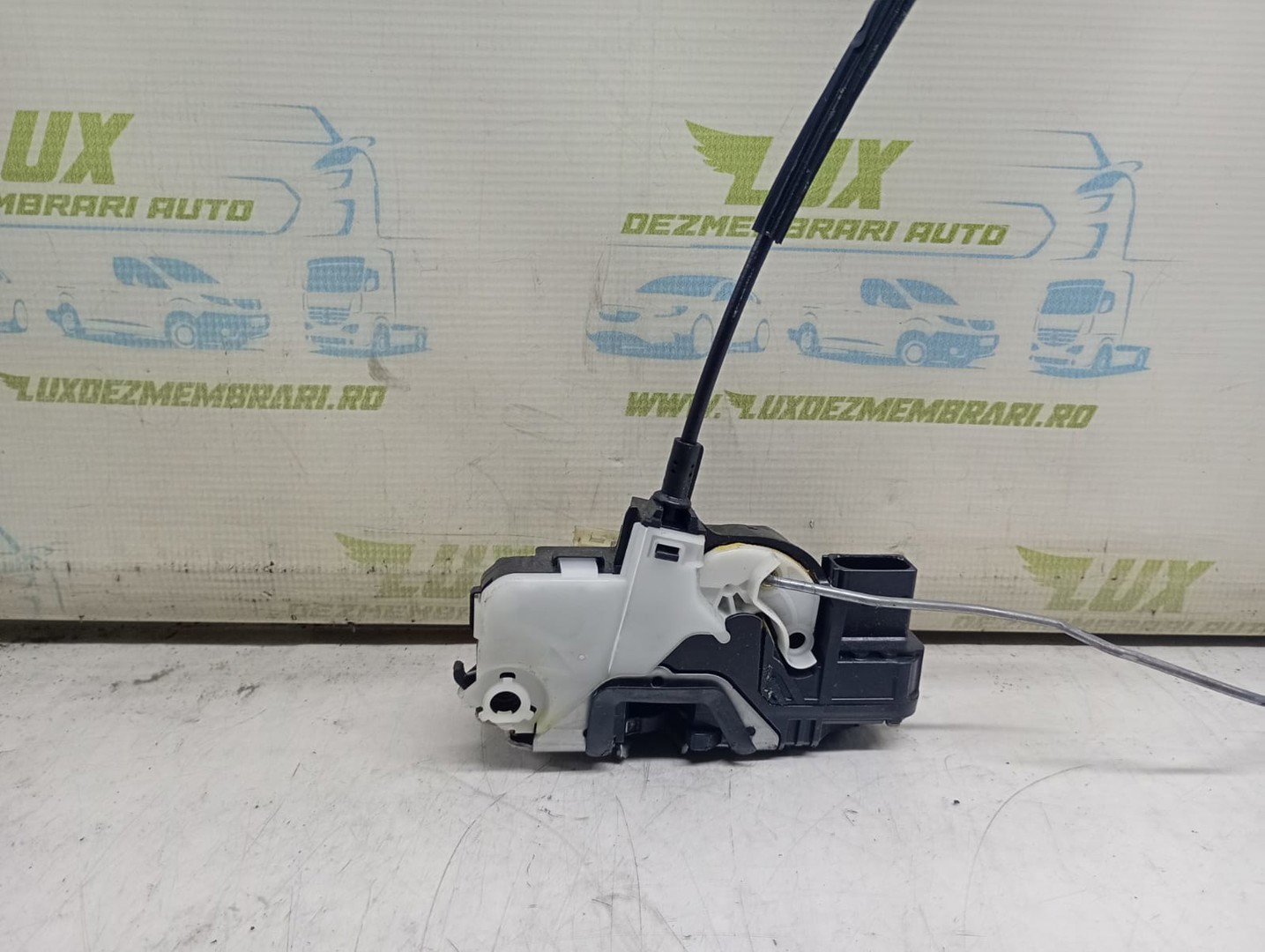 Broasca dreapta fata 13503802 Opel Insignia A (2008 - 2014)