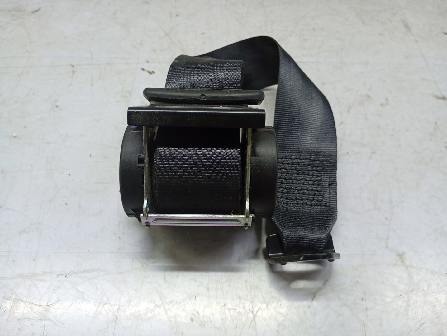 Centura siguranta spate 88844jd000 Nissan Qashqai 2 J11 (2013 - 2020)