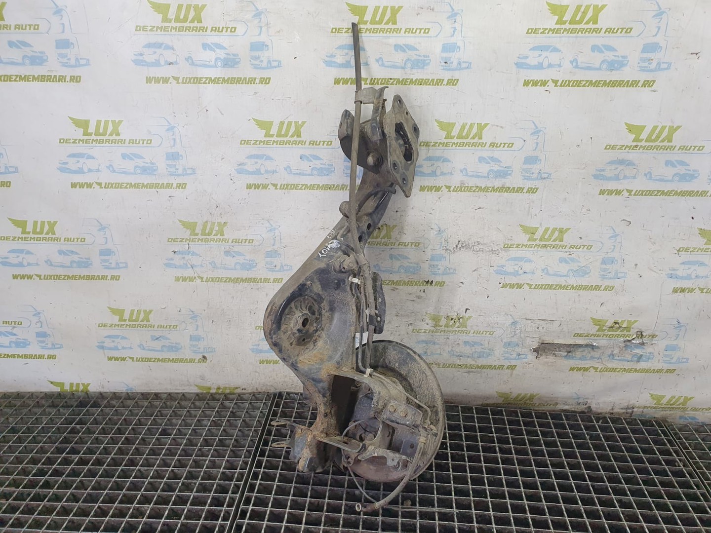 Fuzeta dreapta spate Nissan Qashqai 2 J11 (2013 - 2020)