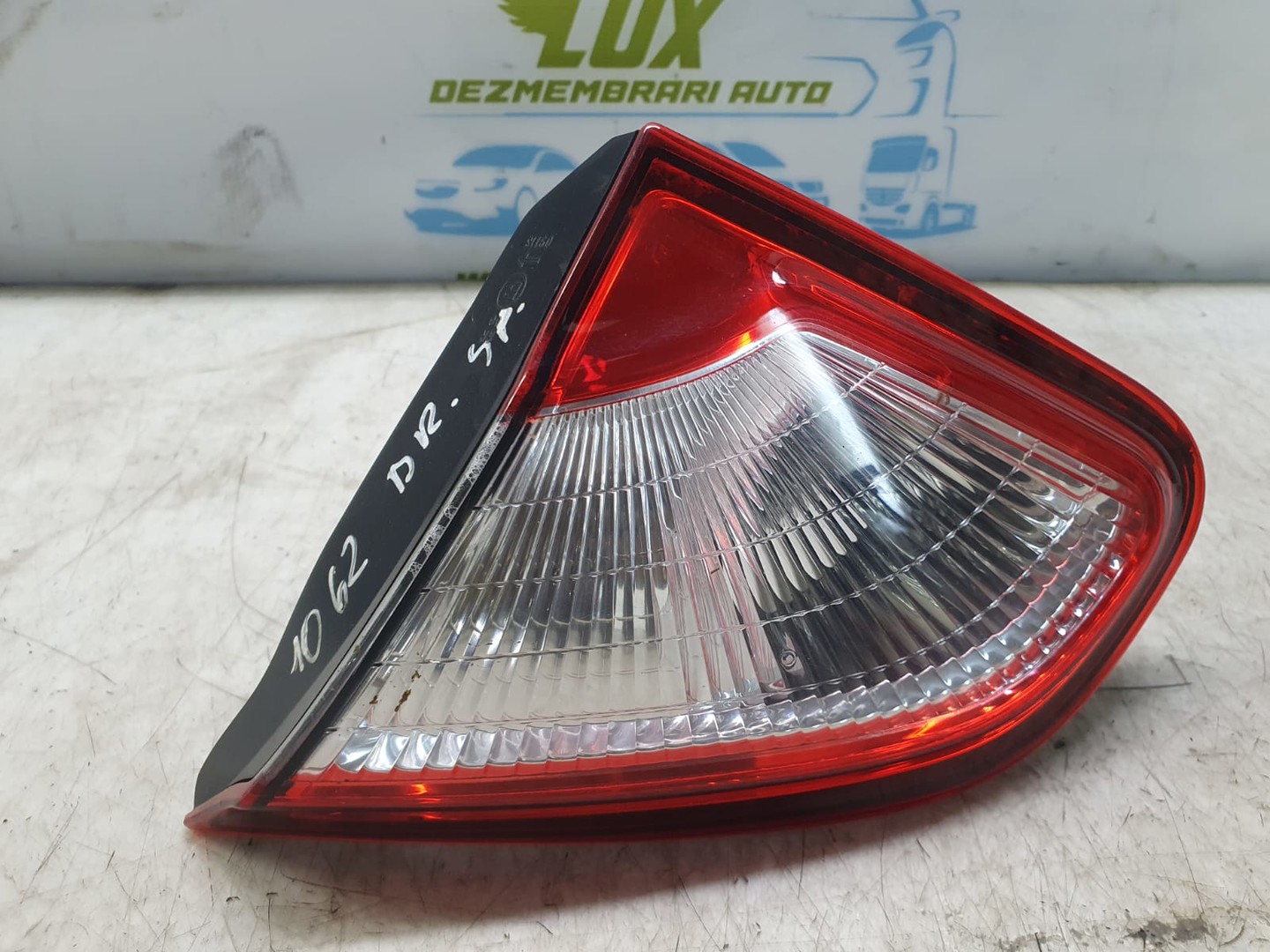 Stop dreapta haion 89503209 Nissan Qashqai 2 J11 (2013 - 2020)