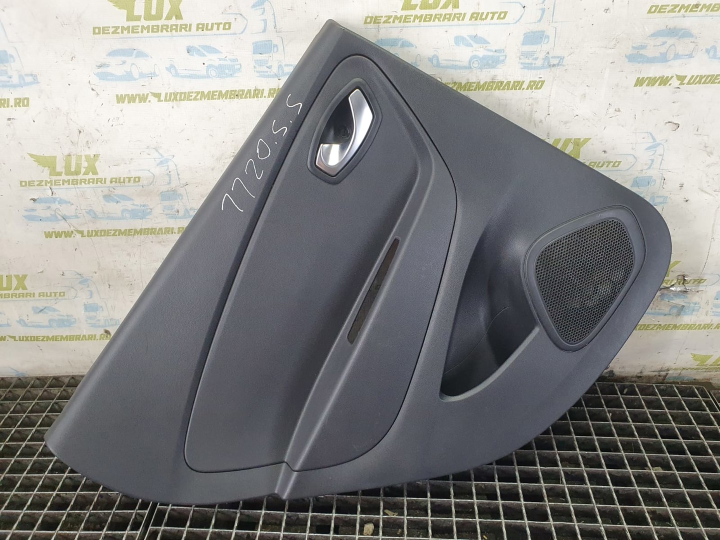 Fata usa stanga spate Renault Captur 1 (facelift) (2017 - 2019)