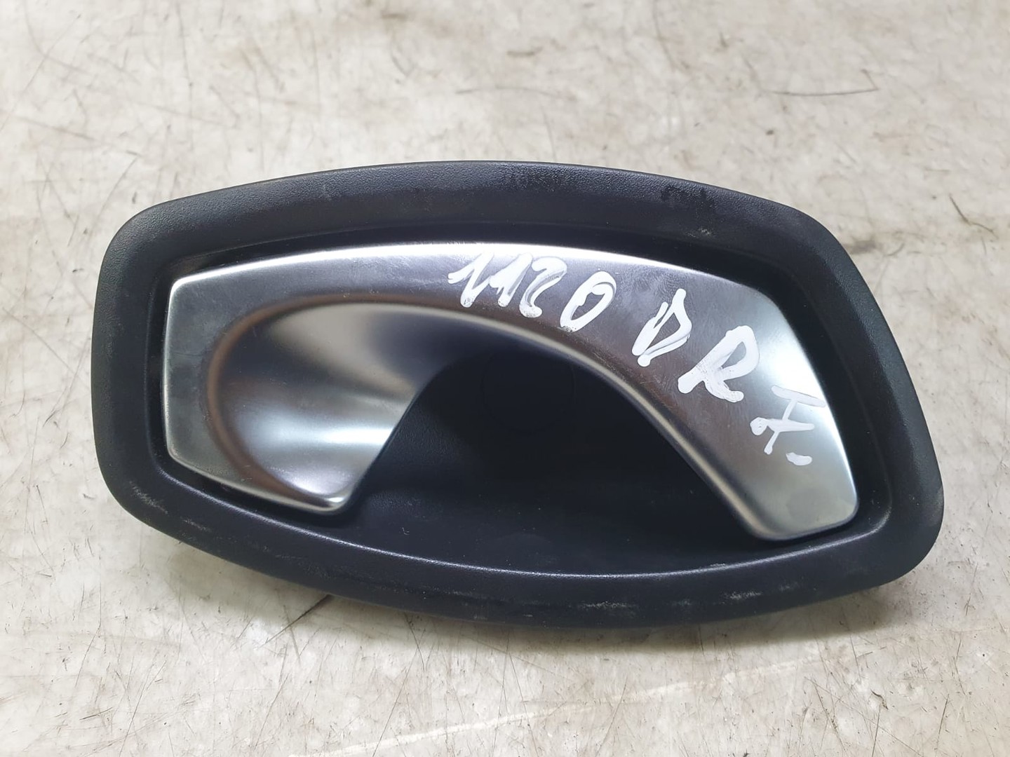 Maner interior dreapta fata 806700005r Renault Captur 1 (facelift) (2017 - 2019)