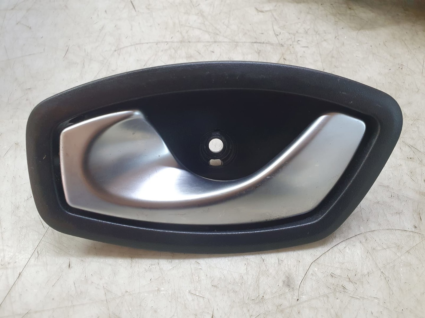 Maner interior stanga fata 806700006r Renault Captur 1 (facelift) (2017 - 2019)