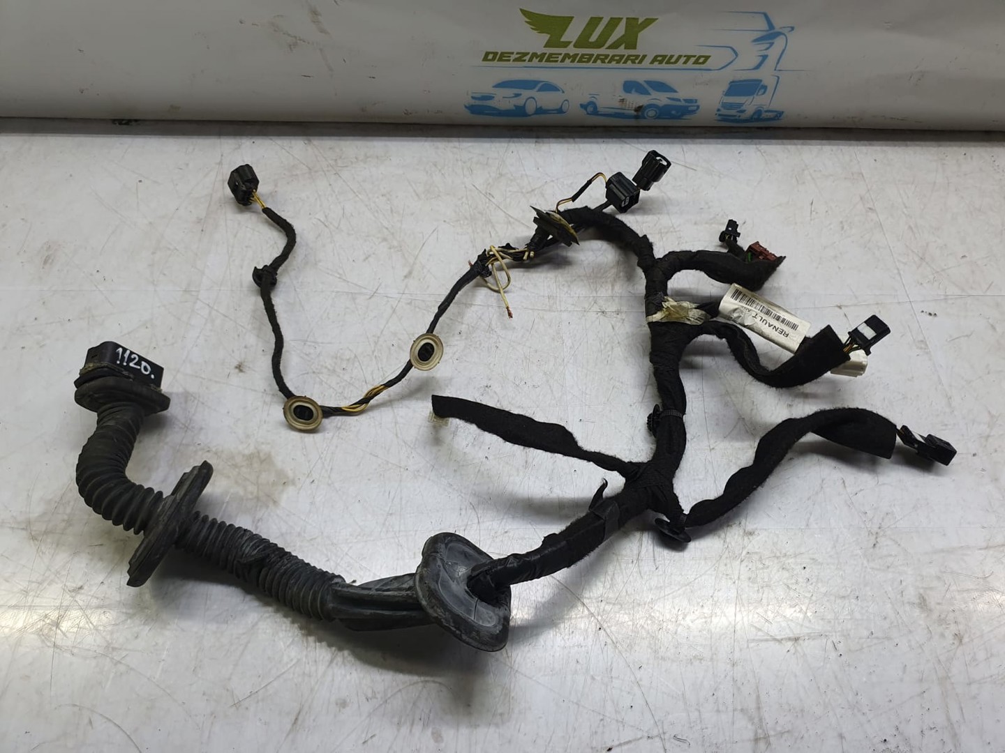Cablaj electric senzori parcare 241243586r Renault Captur 1 (facelift) (2017 - 2019)