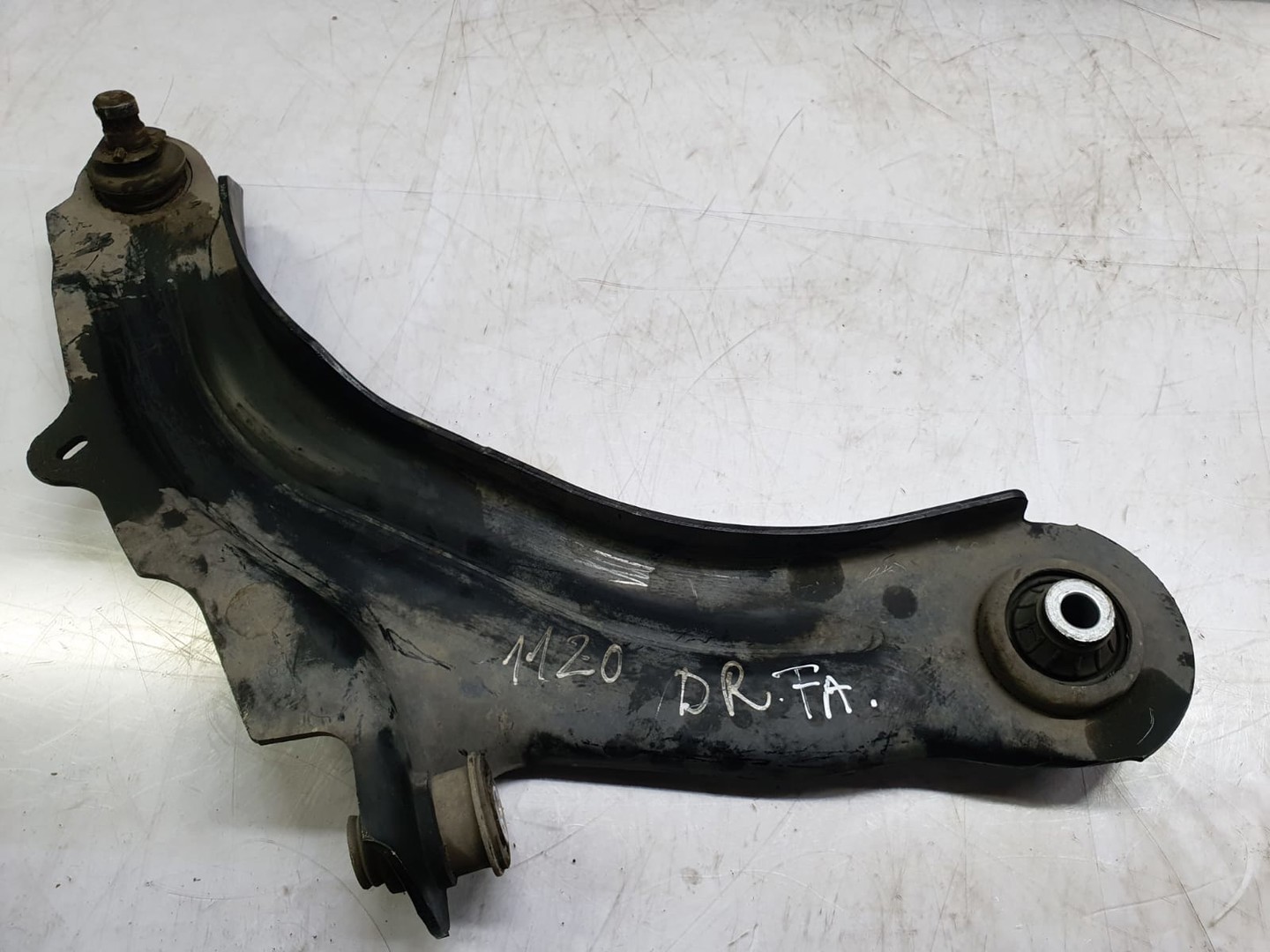 Brat suspensie dreapta fata Renault Captur 1 (facelift) (2017 - 2019)