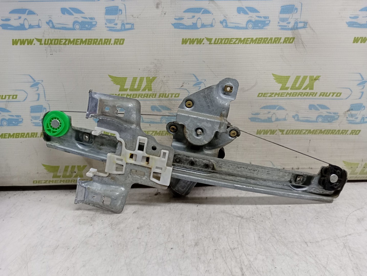 Macara geam dreapta spate 05065472 Chrysler 300C 1 (2005 - 2011)