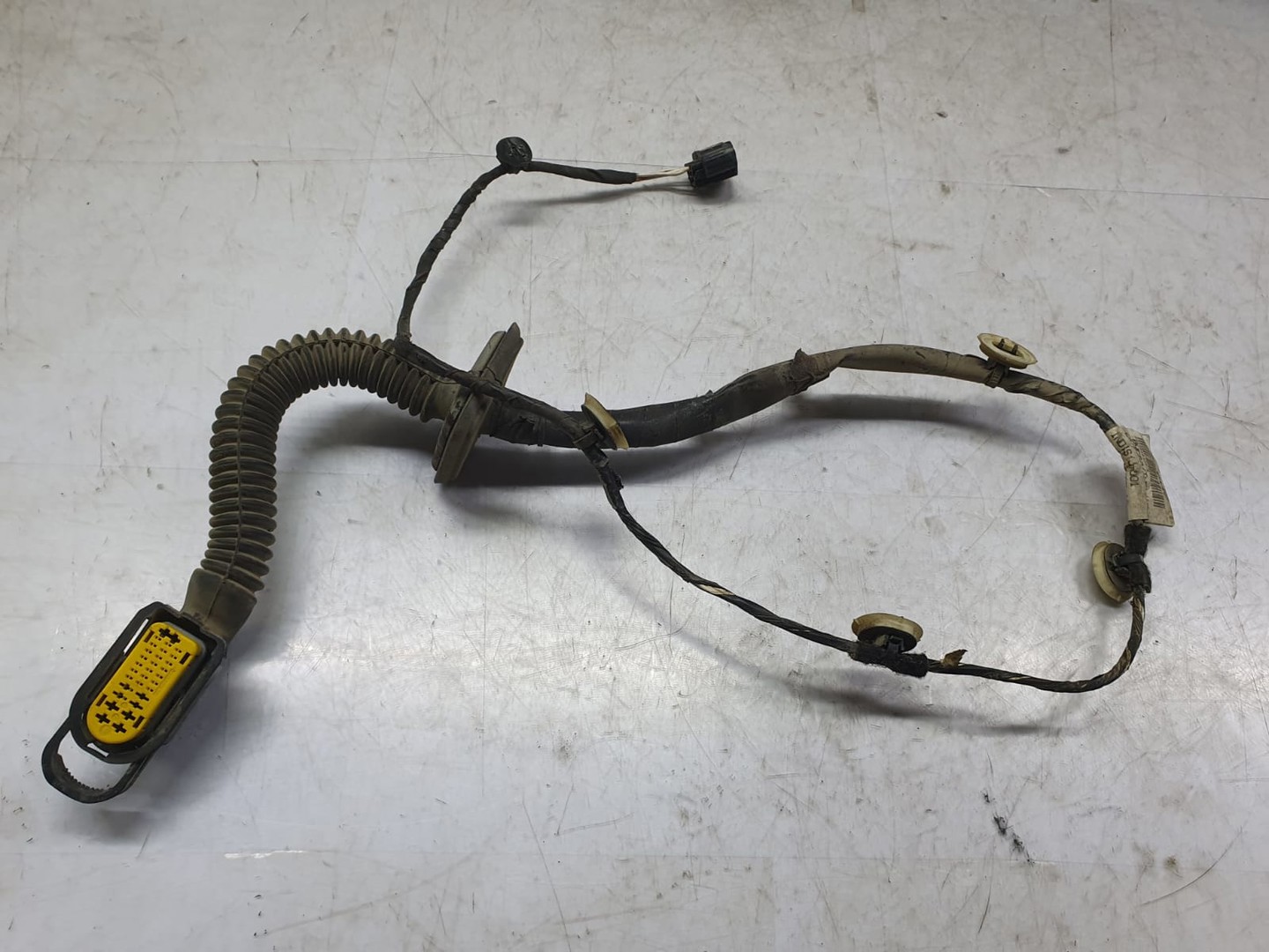 Cablaj electric usa fata dreapta 241261233r Renault Clio 4 (2012 - 2020)