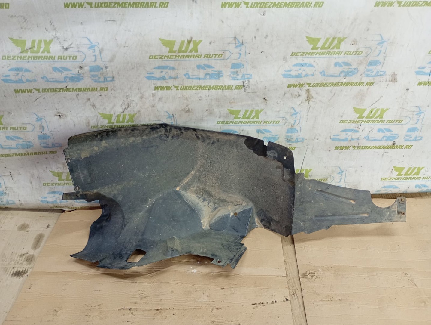 Carenaj roata fata stanga A4146980530 Mercedes Benz Vaneo W414 (2001 - 2005)