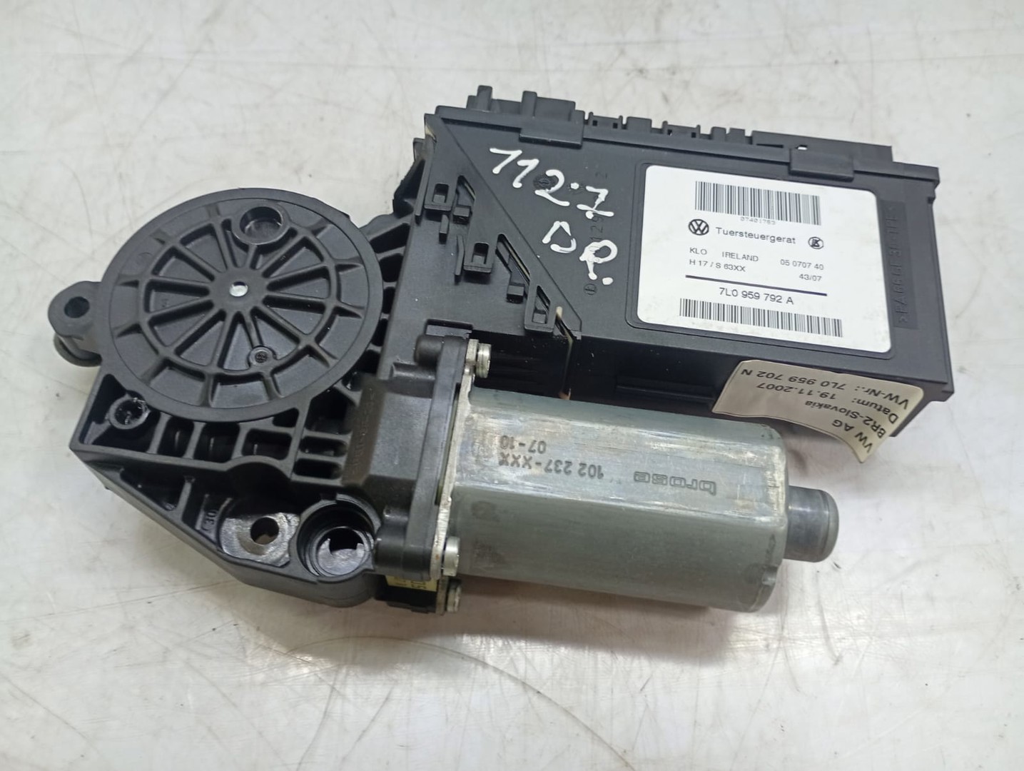 Motoras geam dreapta fata 7l0959792a Volkswagen Touareg 1 (7L) (2002 - 2007)