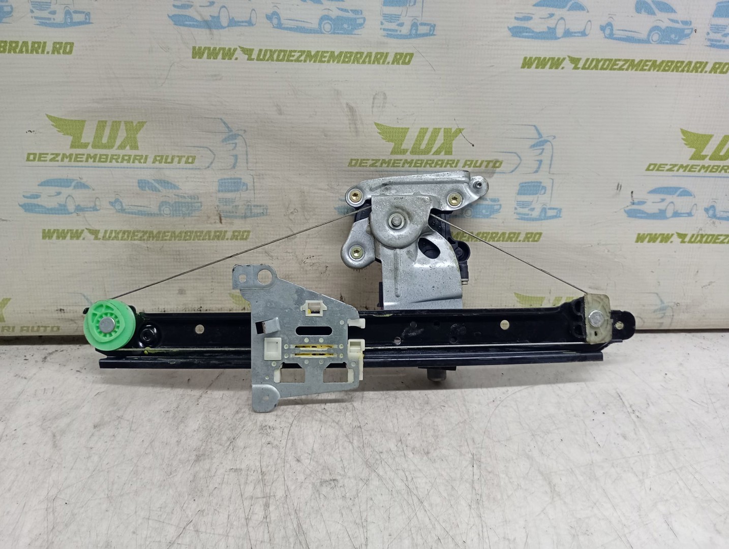 Macara geam stanga spate 119971-xxx Volvo V70 2 generation (2000 - 2005)