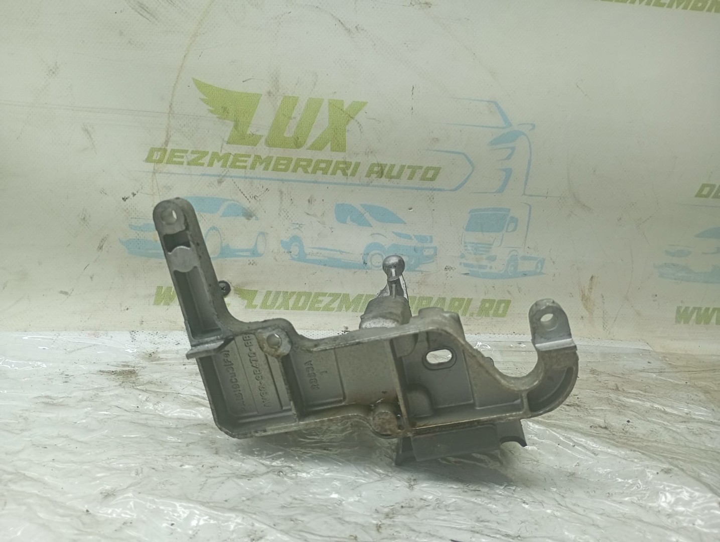 Suport motor AV6Q-9B470-BB Mazda 3 BL (facelift) (2011 - 2013)