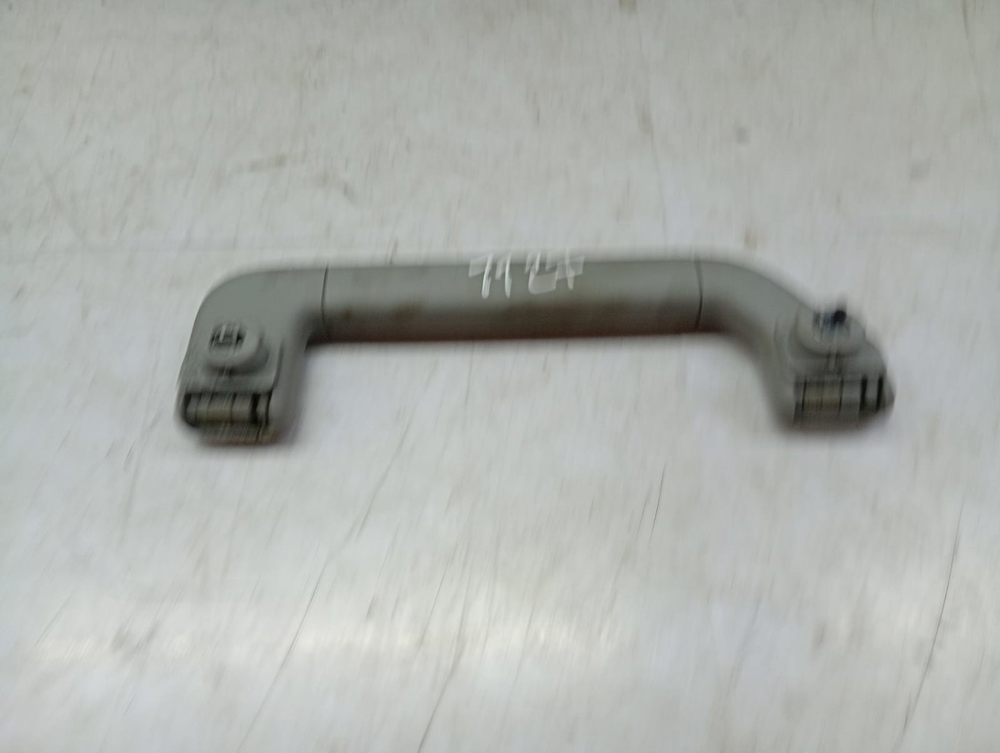 Maner plafon 7l0857608a Volkswagen Touareg 1 (7L) (2002 - 2007)